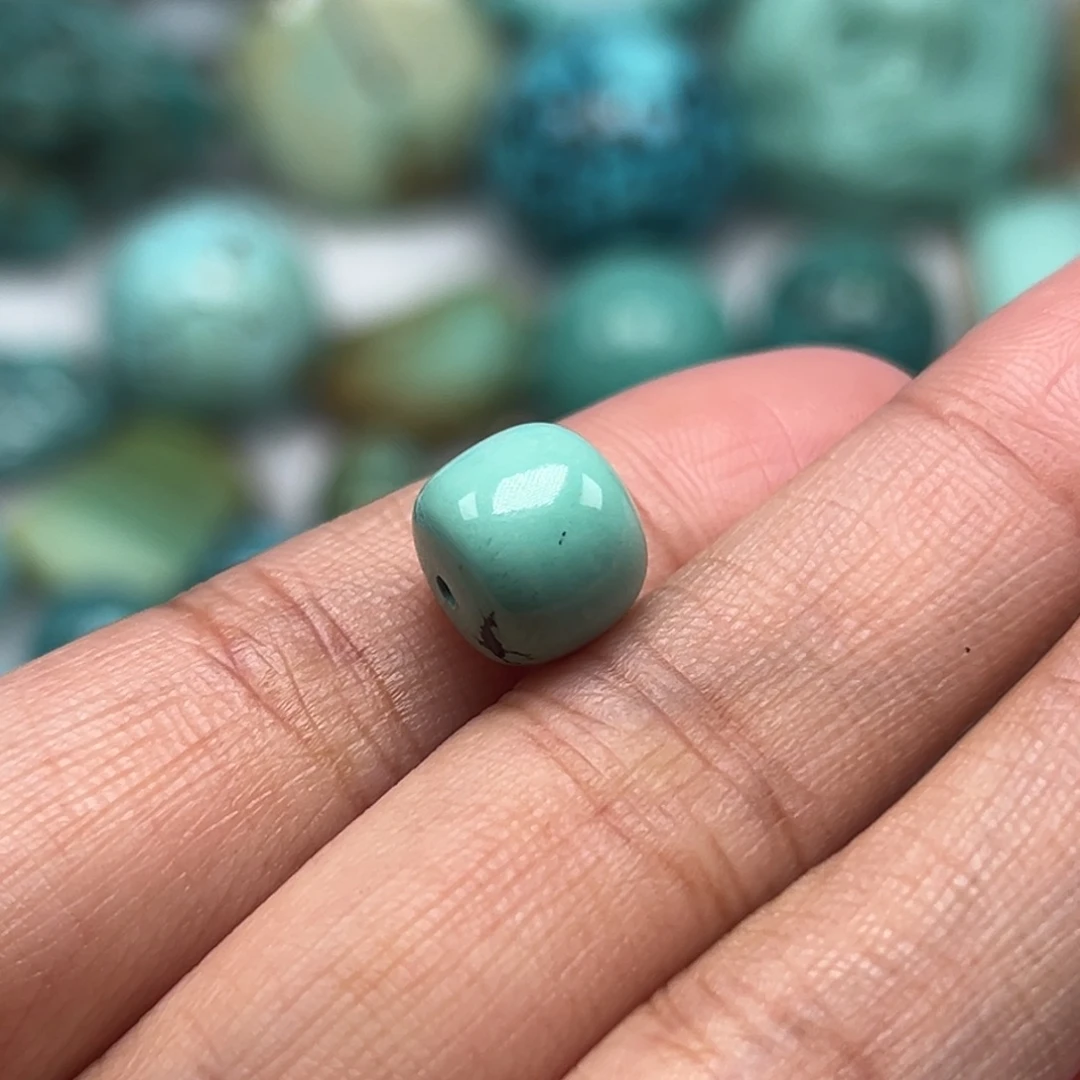 可***福绿松石未镶嵌珠宝奇石