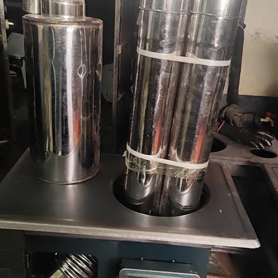 二手无烟气化炉瑕疵带6节烟管两个弯头一个水箱