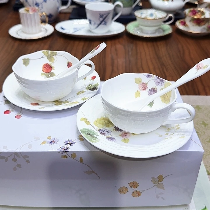 瓷片杯子杯子杯子水杯杯子水杯杯子