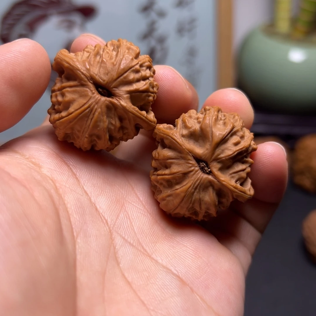 核桃把件33全品红豆小手捻