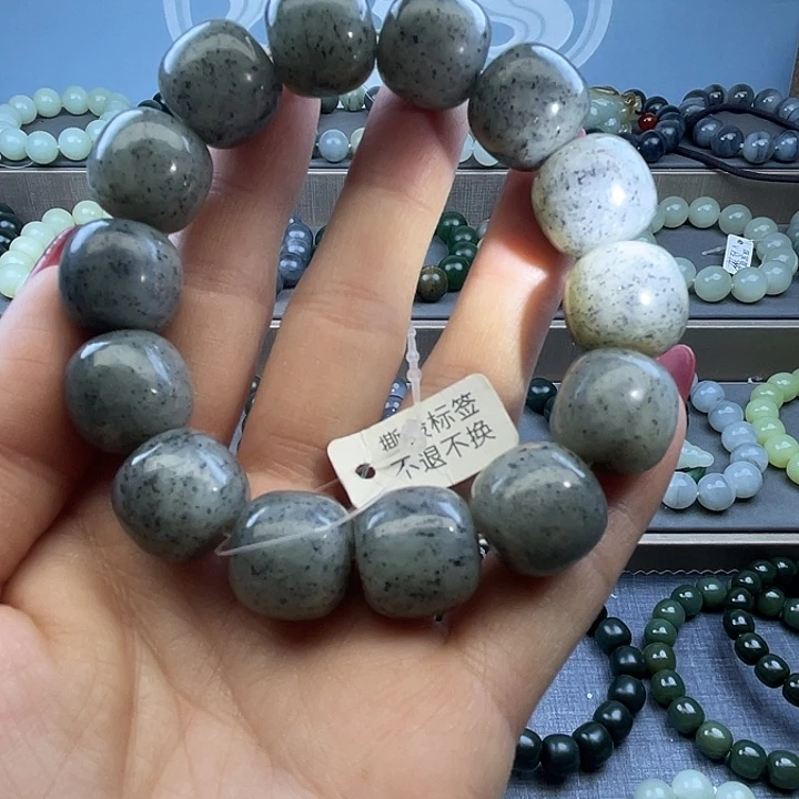 和田玉未镶嵌手链