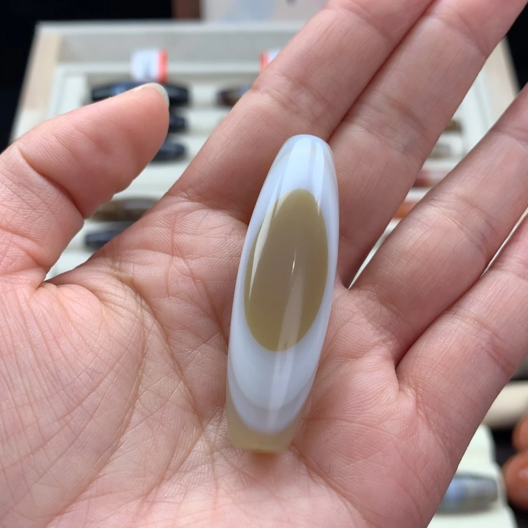 玛瑙/玉髓手链未镶嵌金*甲