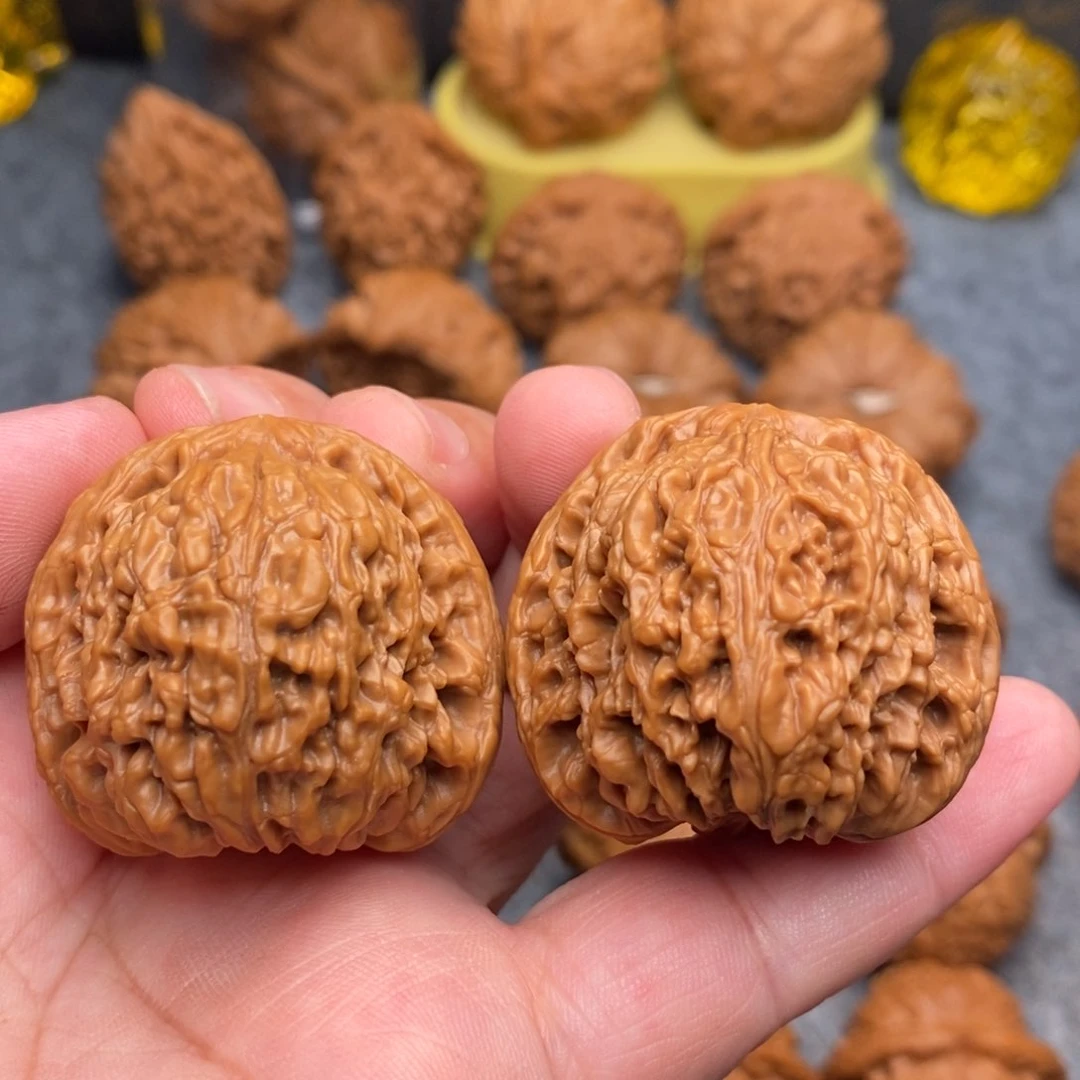 文玩核桃把件38全品毕业南疆