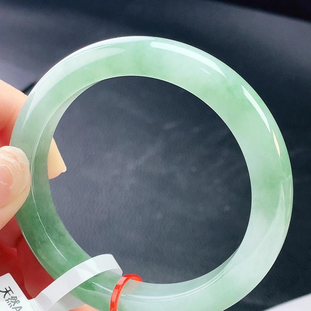 未镶嵌手镯翡翠56圈