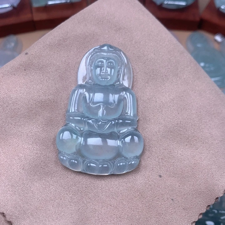 翡翠未镶嵌颈饰缅甸翡翠