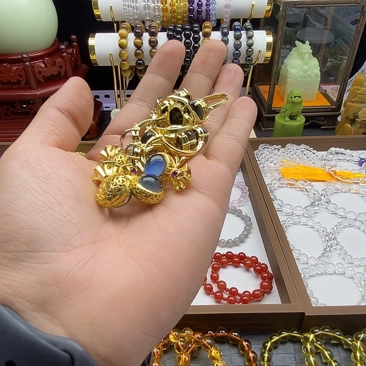 懒***国水晶非金属不会让别人看见了自己