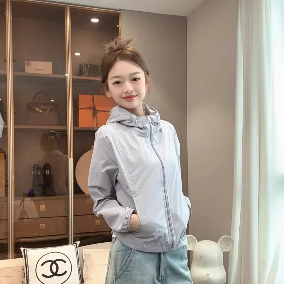 连帽防晒衣女士2025夏季新款时尚短款轻薄冰丝遮阳透气防晒服外套