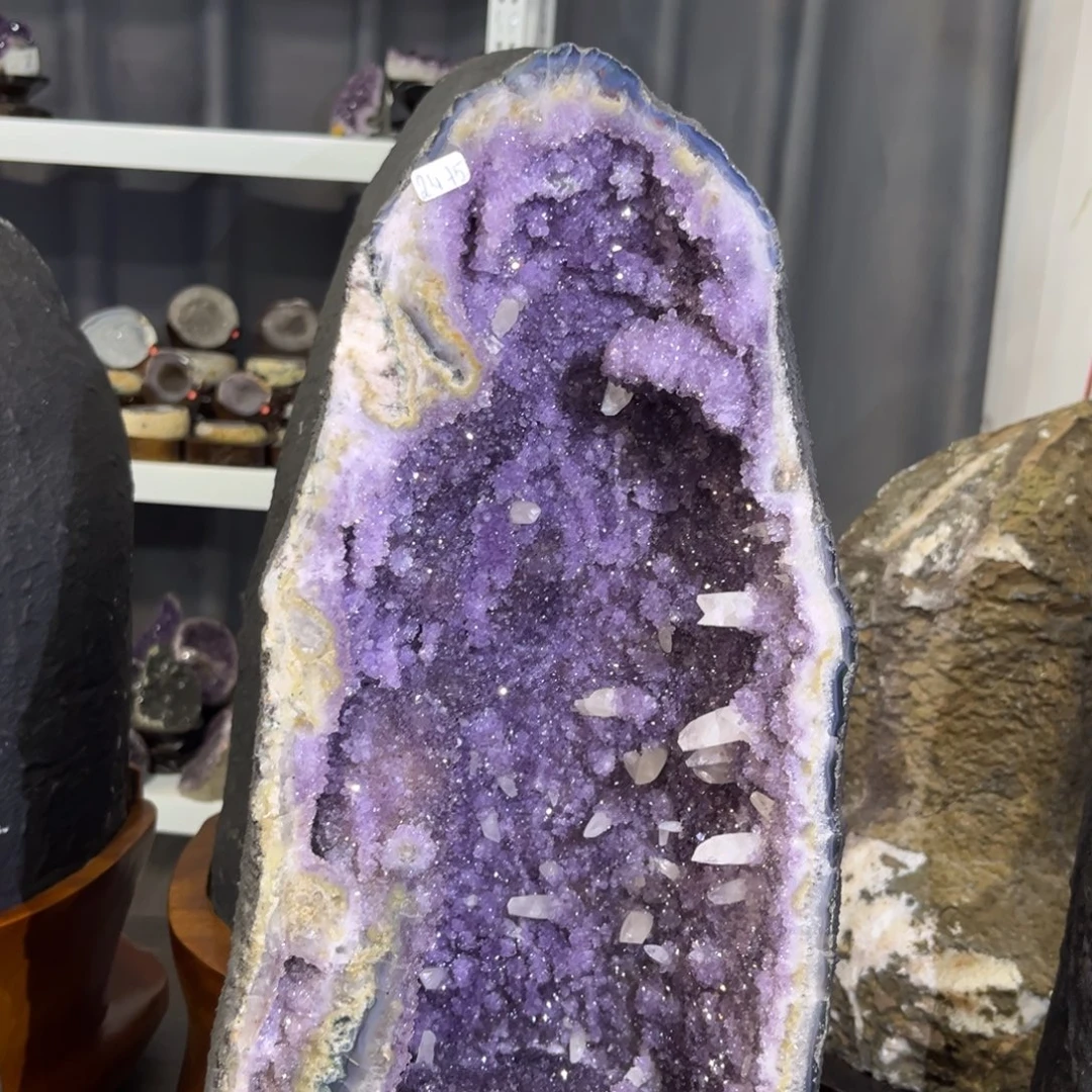 摆件紫晶未镶嵌水晶