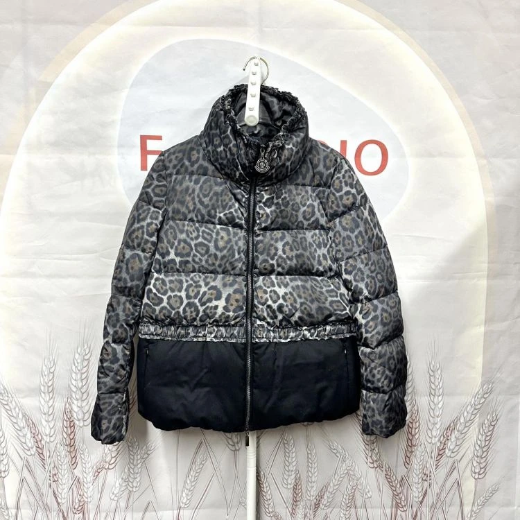 MONCLER/羽绒服/95新/聚酯纤维/[251210ZC0003]