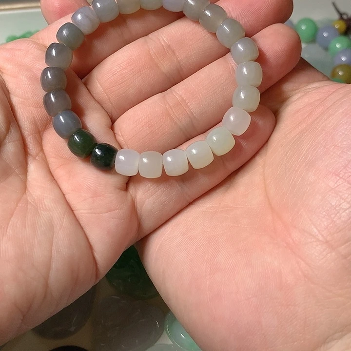 和田玉颈饰未镶嵌烟紫