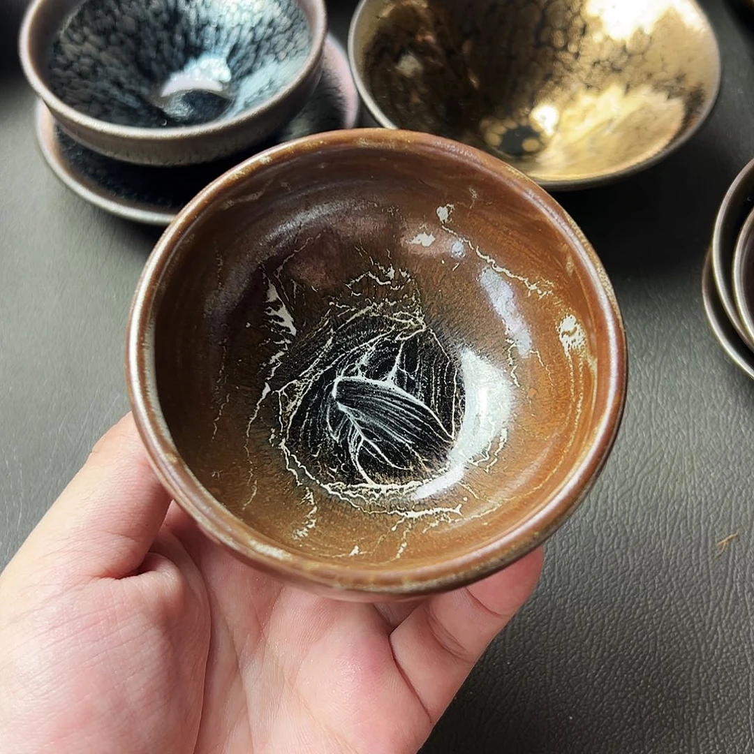 茶盏好想和她谈一下心了就