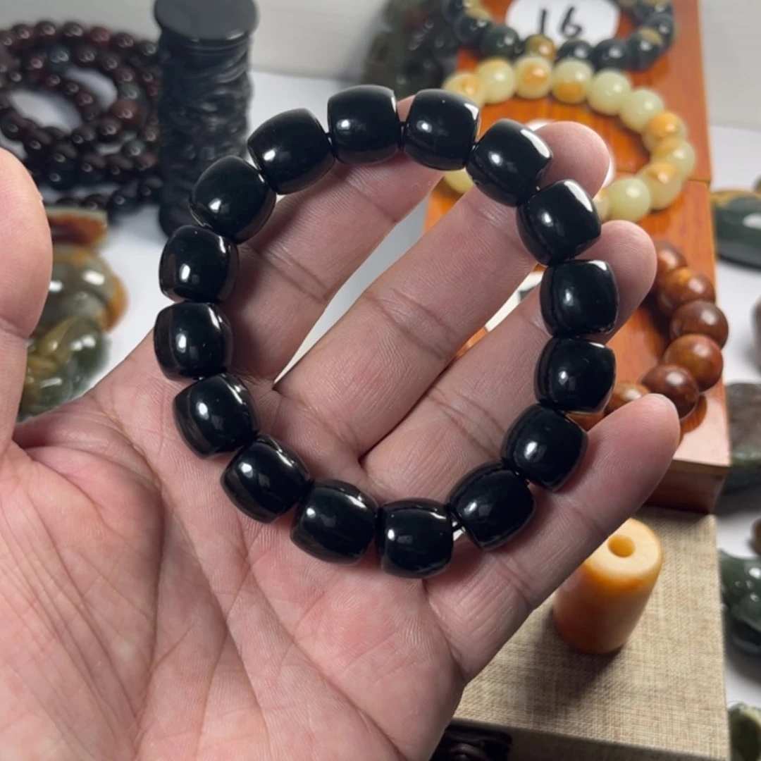 【闪购商品】未镶嵌手链透闪石质玉沈****司