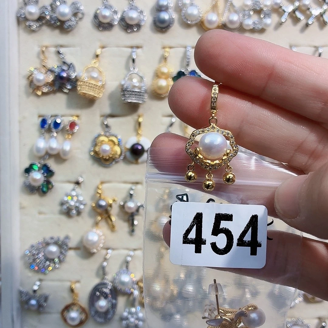 冰***落淡水珍珠合金耳饰