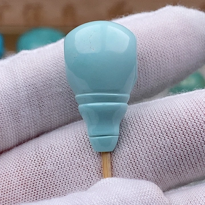 不***军未镶嵌绿松石珠宝奇石
