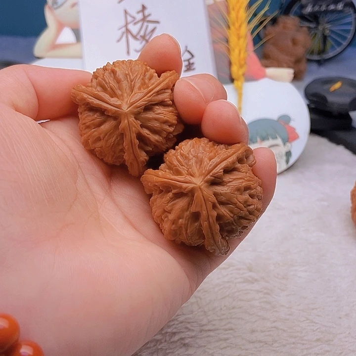 吊坠文玩核桃和*三棱