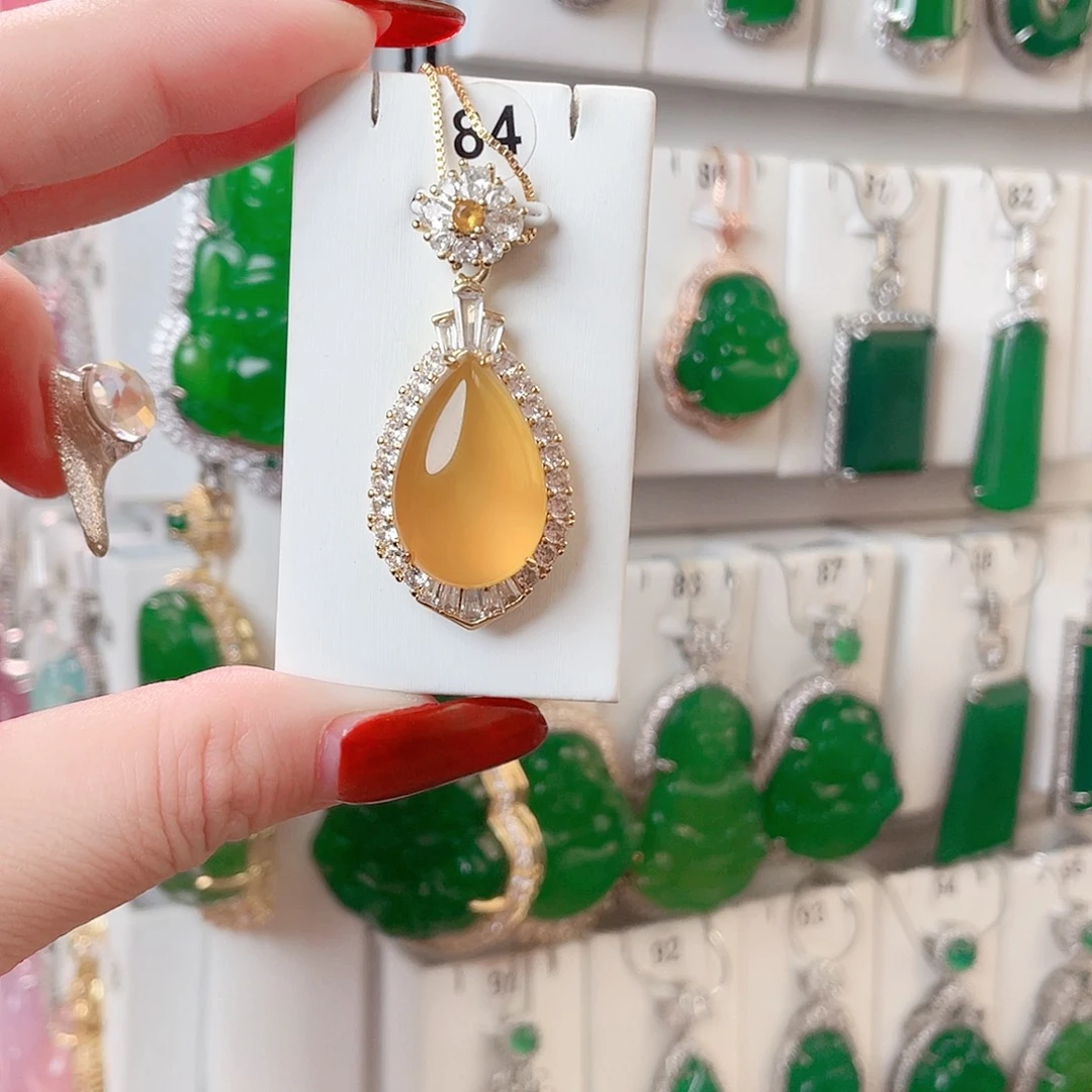 玛瑙/玉髓吊坠(赠链)未镶嵌