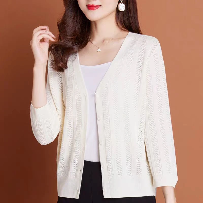 2025夏新款时尚镂空设计轻薄透气舒适气质百搭针织开衫