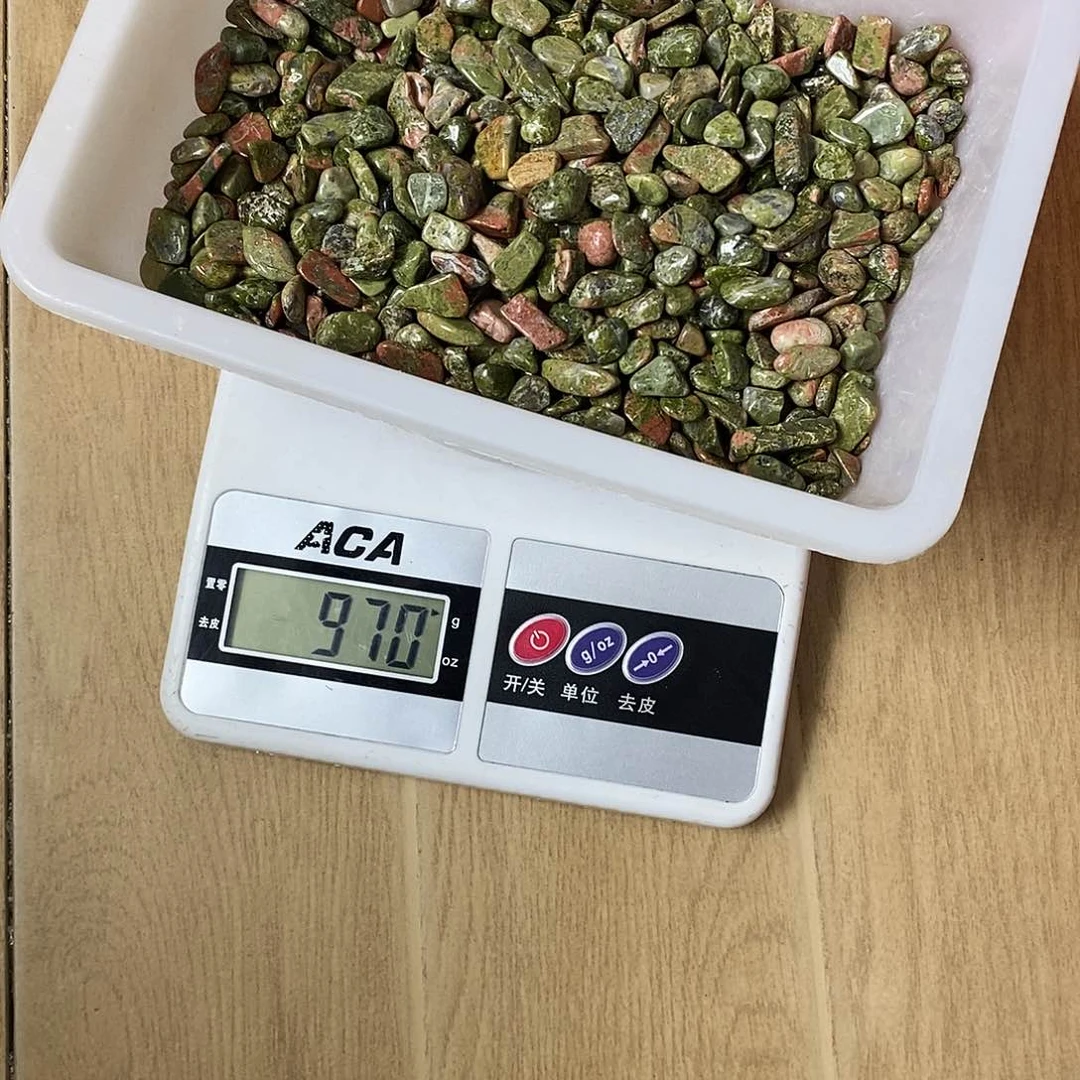 V***莋水晶珠宝半成品未镶嵌