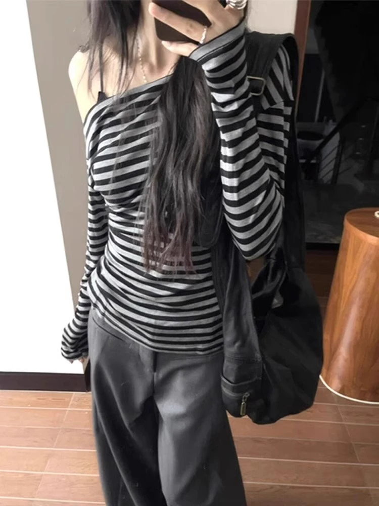美式复古斜露肩条纹长袖t恤女春季2025新款修身独特别致辣妹上衣