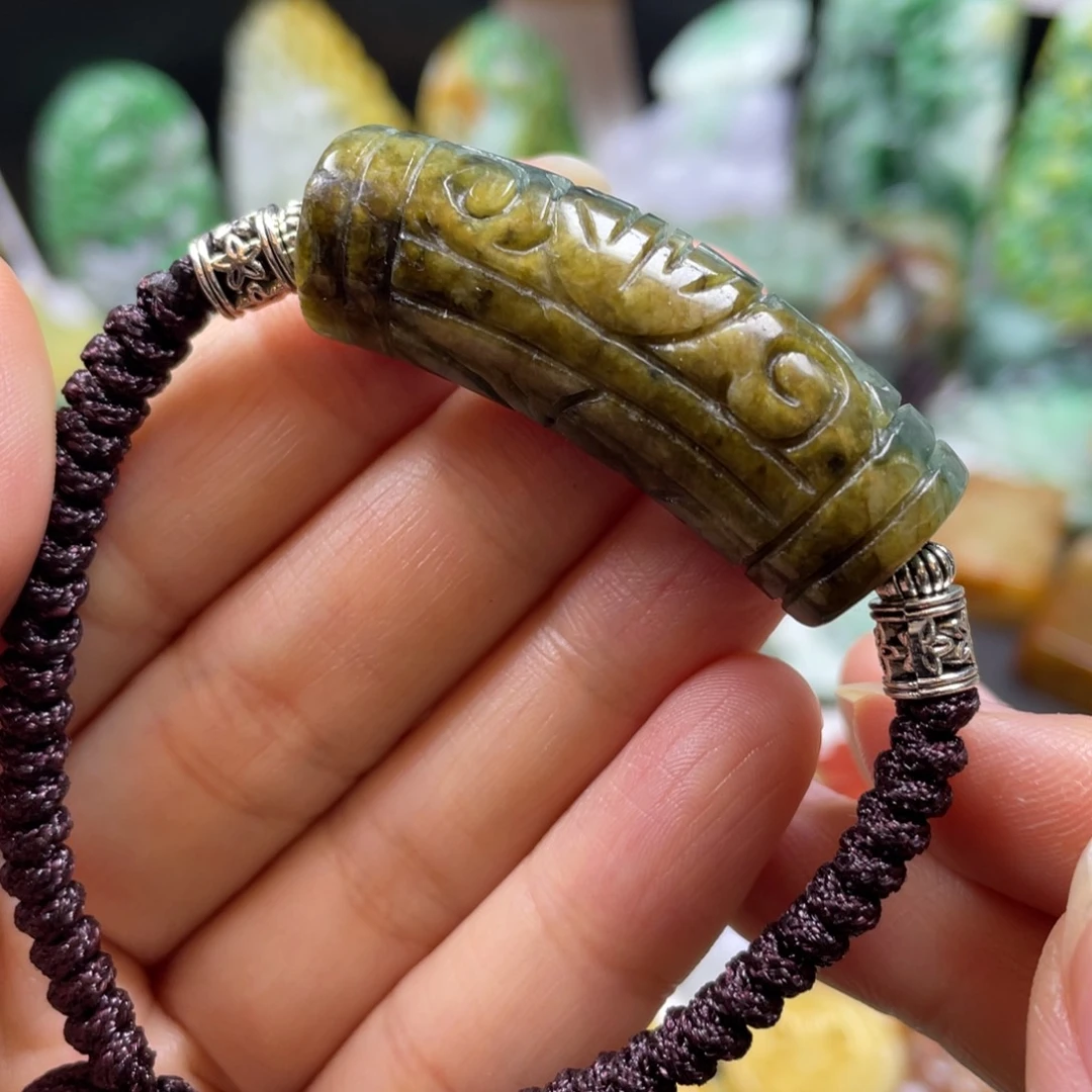 翡翠颈饰未镶嵌牌子