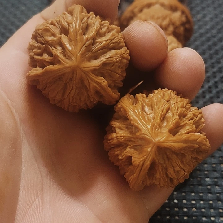 核桃手串/手链₈****₈文玩核桃三愣