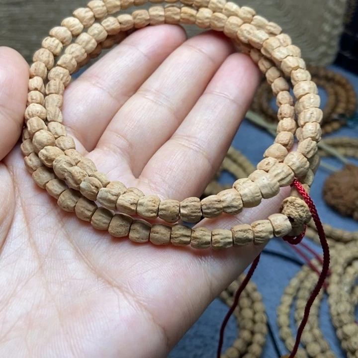 【闪购商品】吊坠柏香籽/百香籽