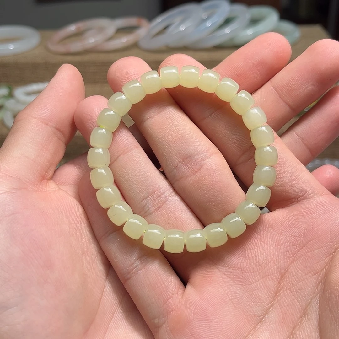 未镶嵌手串和田玉豆*眼