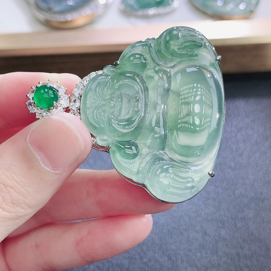 翡翠未镶嵌颈饰翡翠