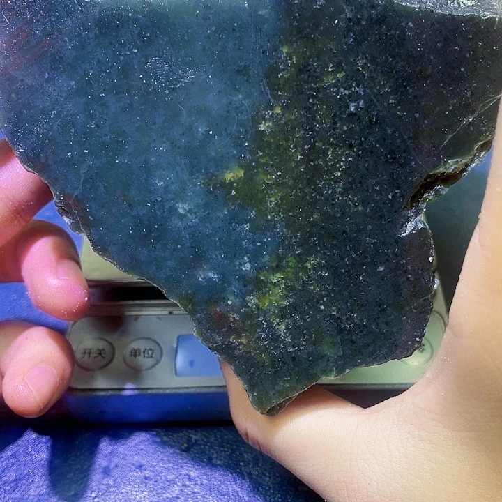 和田玉（糖玉）未镶嵌珠宝半成品