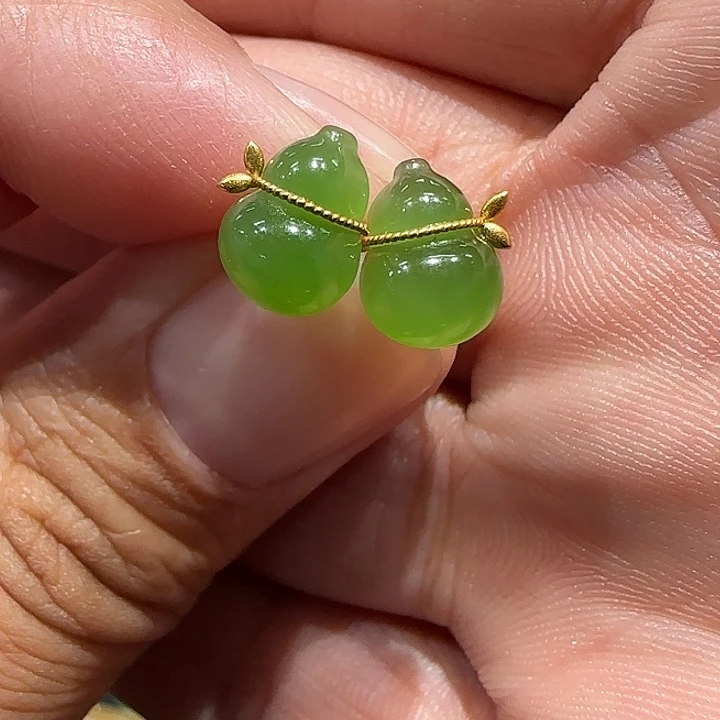 和田玉（碧玉）18K金镶嵌颈饰