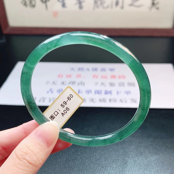 翡翠未镶嵌手镯翡翠手镯105