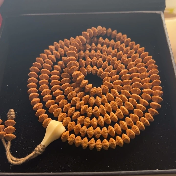 莲花菩提吊坠钻石双莲