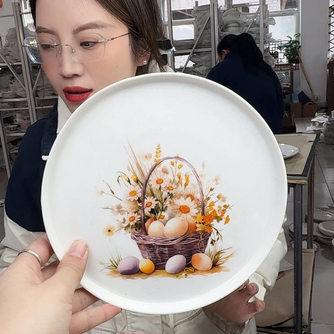 骨瓷20cm一个平盘瑕疵不忒不还(39米包邮)