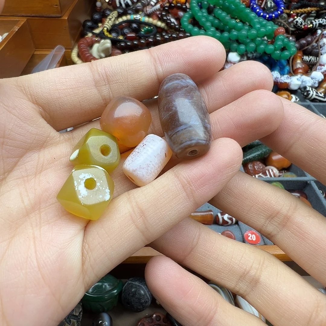 玛瑙/玉髓未镶嵌珠宝半成品