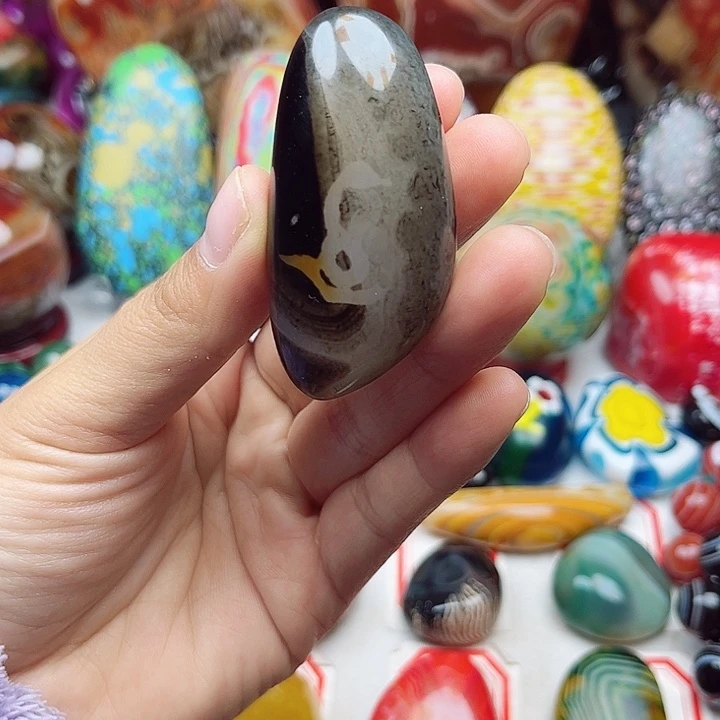 玛瑙/玉髓未镶嵌珠宝奇石