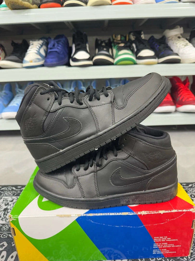 90新 maje 43码/aj1黑武士休闲鞋/二手正品