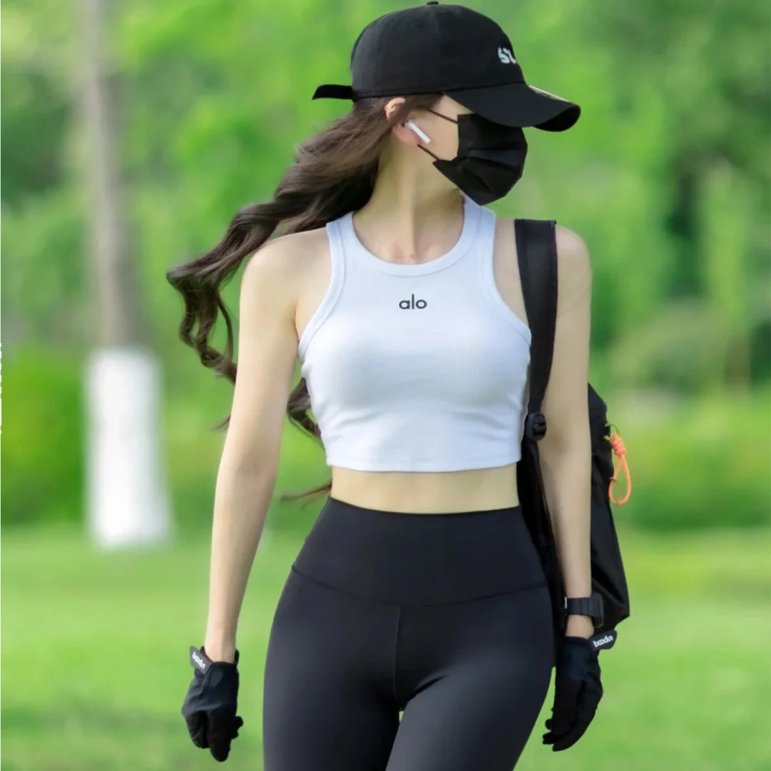 Alo Yoga新款女内搭短背心瑜伽背心运动打底背心显瘦美背背心