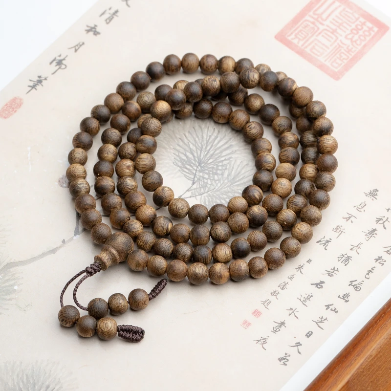 沉香莺歌绿奇楠沉香6mm118颗多圈手串