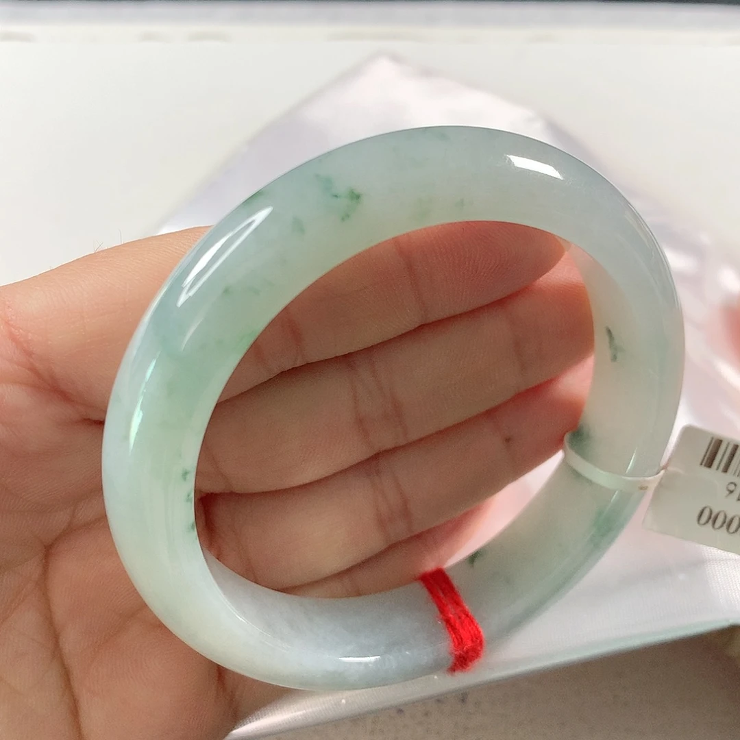 翡翠手镯未镶嵌①①⑦