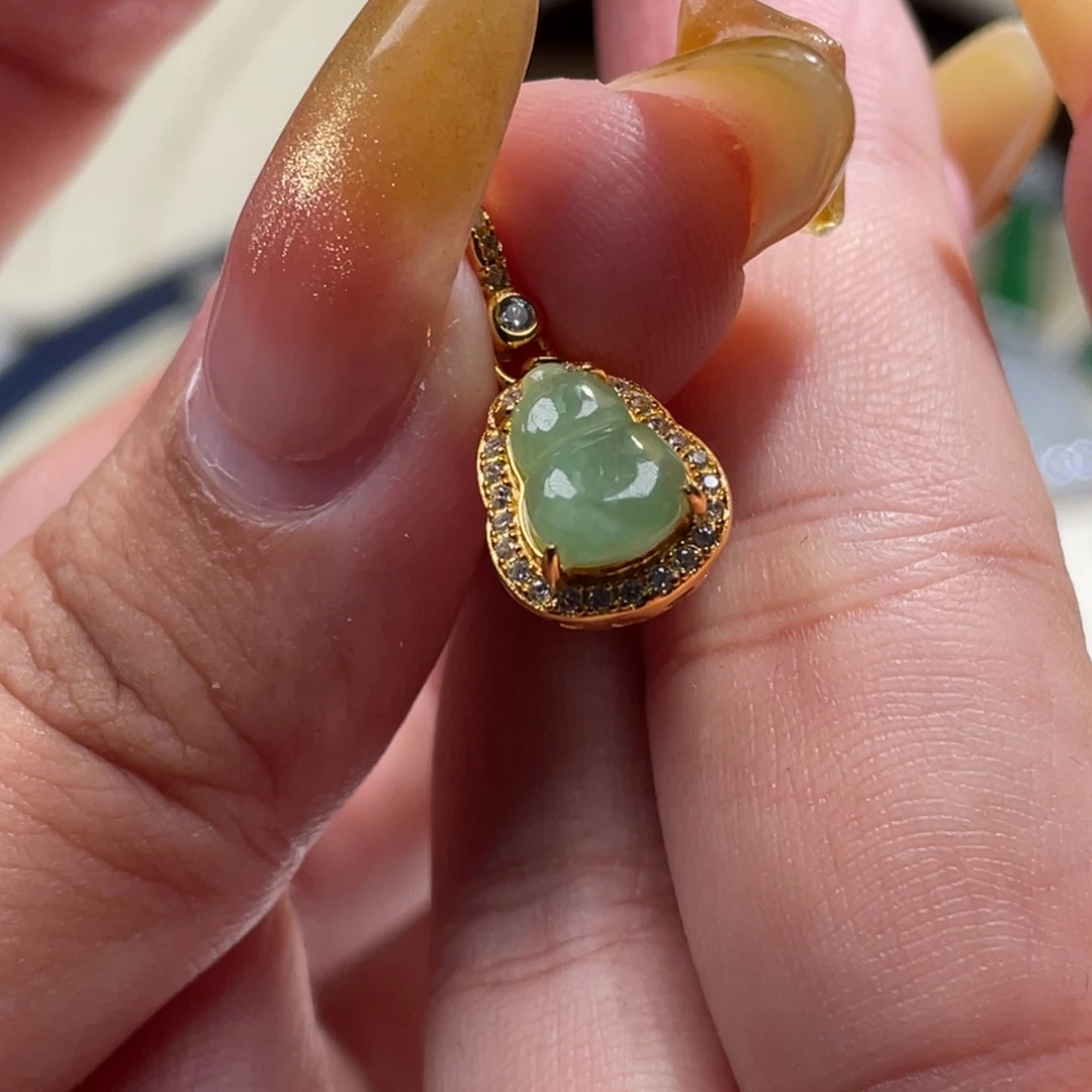 颈饰银S925镶嵌翡翠