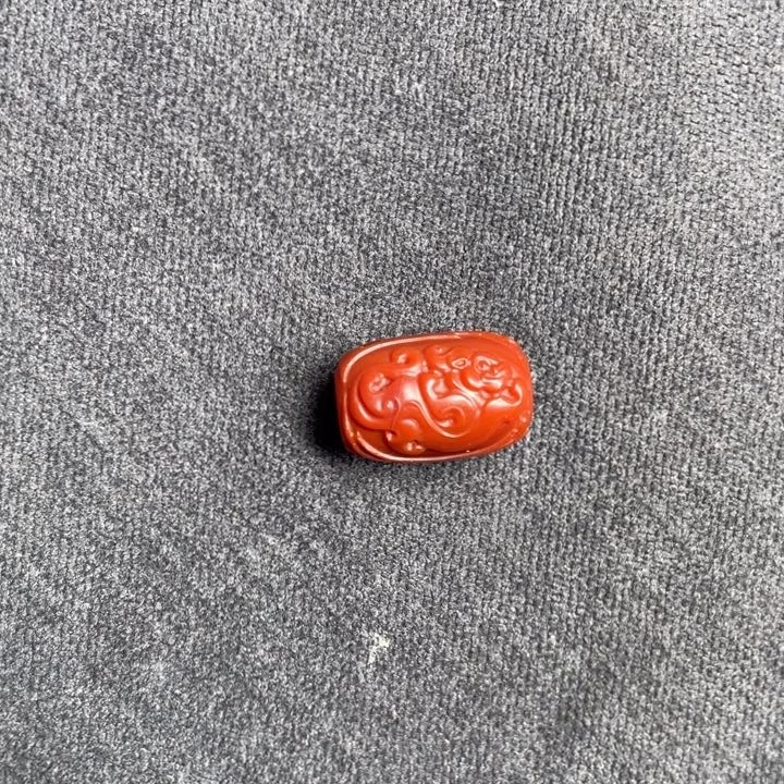 颈饰未镶嵌南红玛瑙