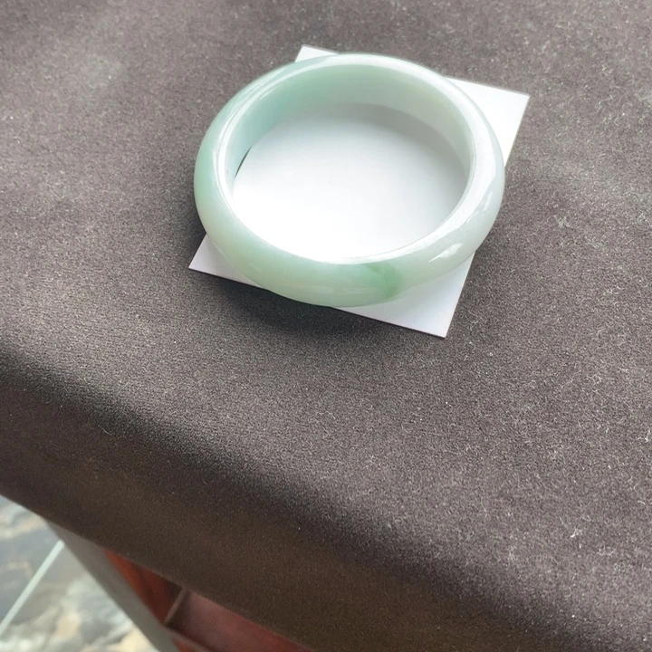 未镶嵌手镯翡翠翡翠手鐲