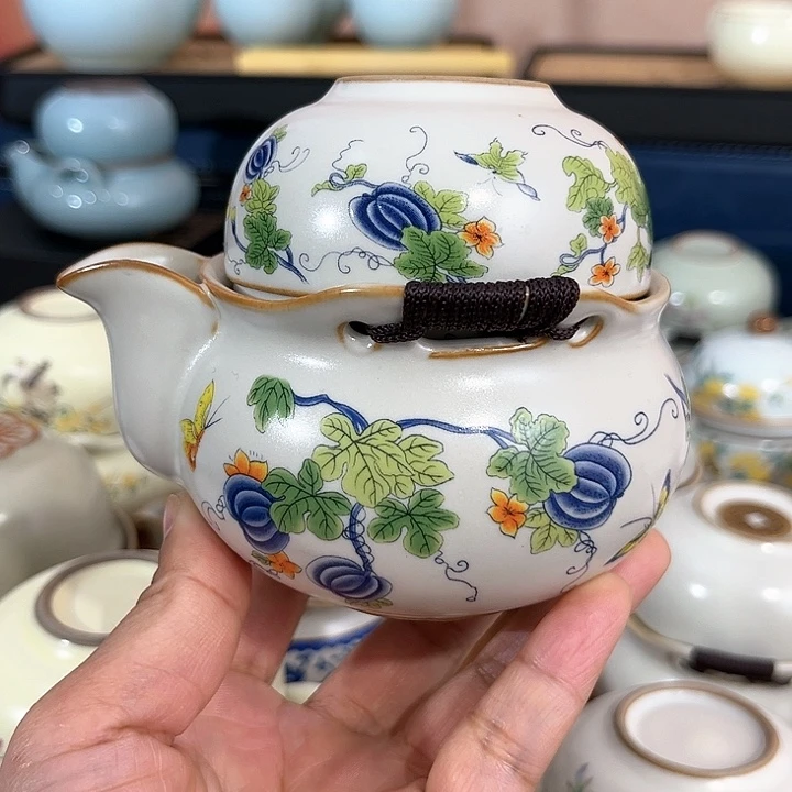 西瓜一壶三杯手抓壶