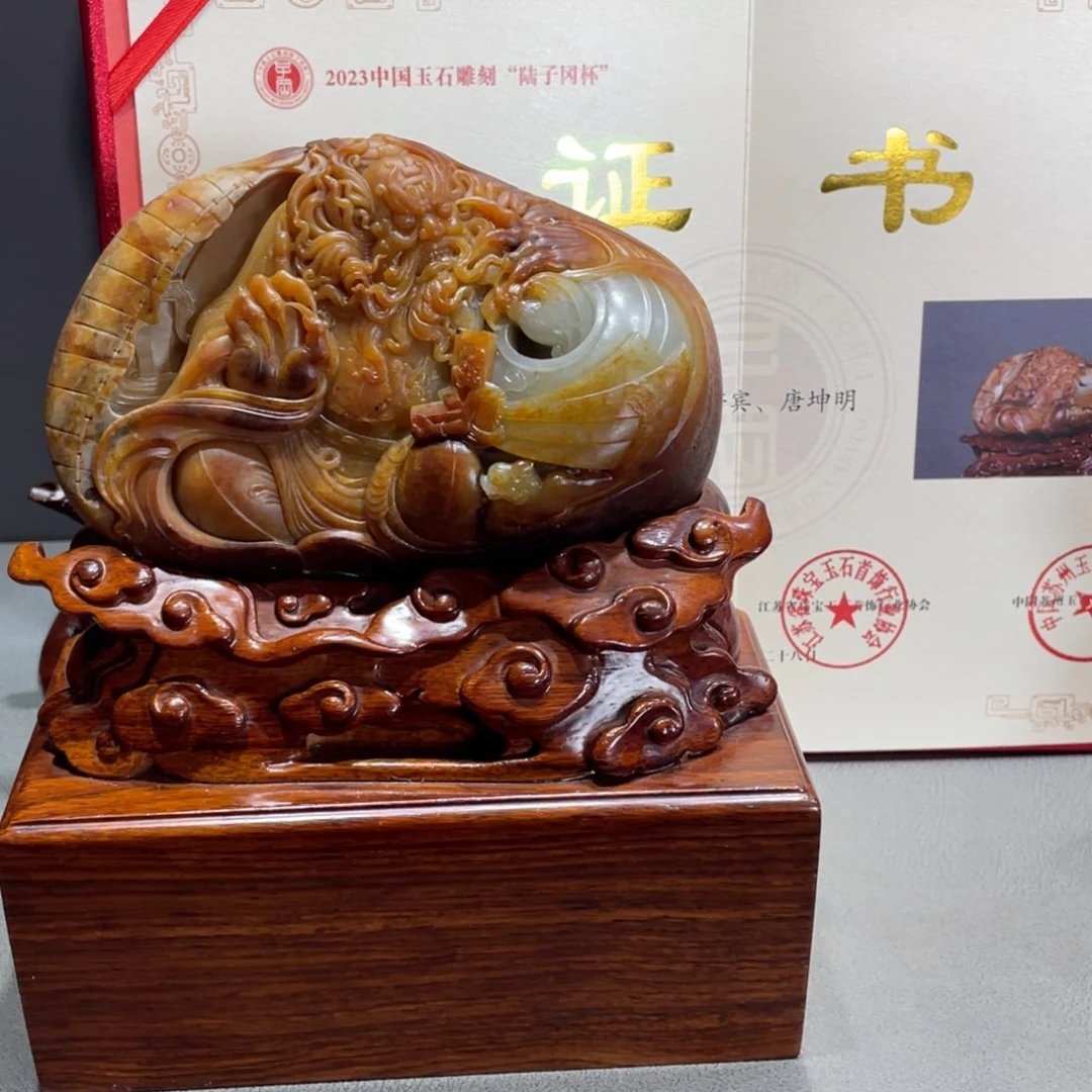 未镶嵌和田玉摆件