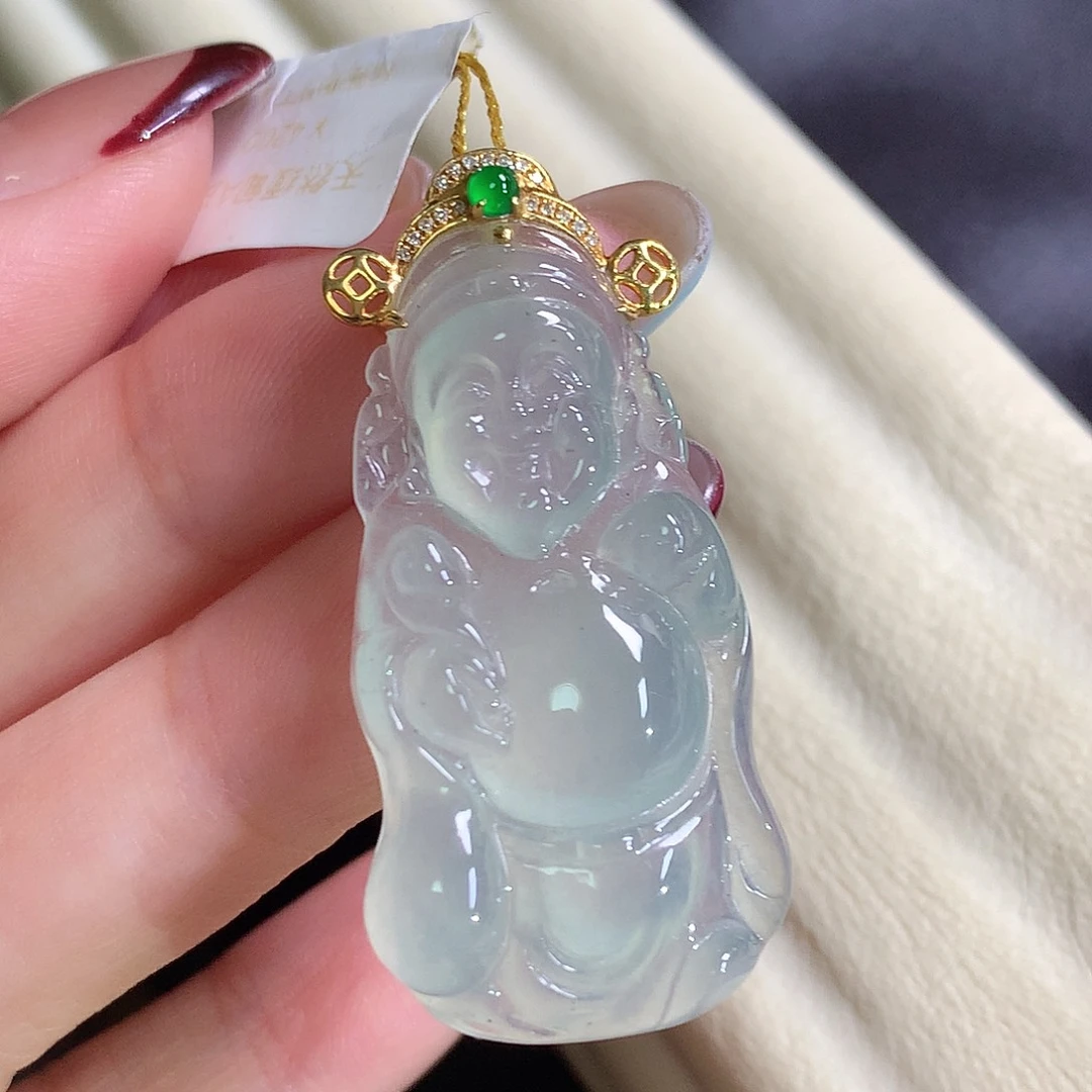 翡翠18K金镶嵌颈饰财神