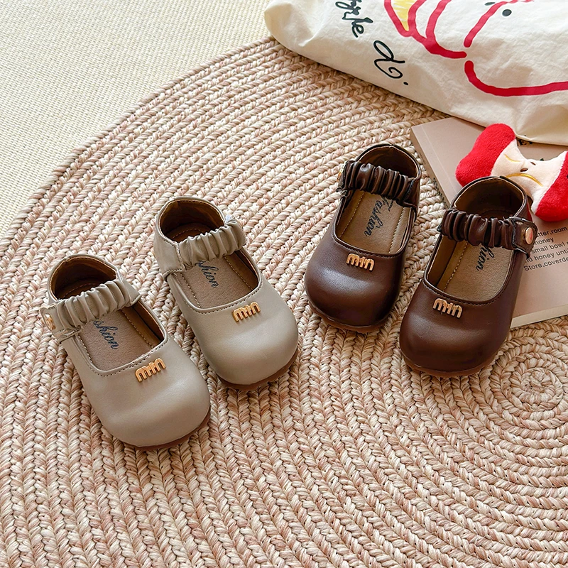 韩版童鞋2025韩系女童美拉德配色简约风小皮鞋百搭洋气软底宝宝鞋