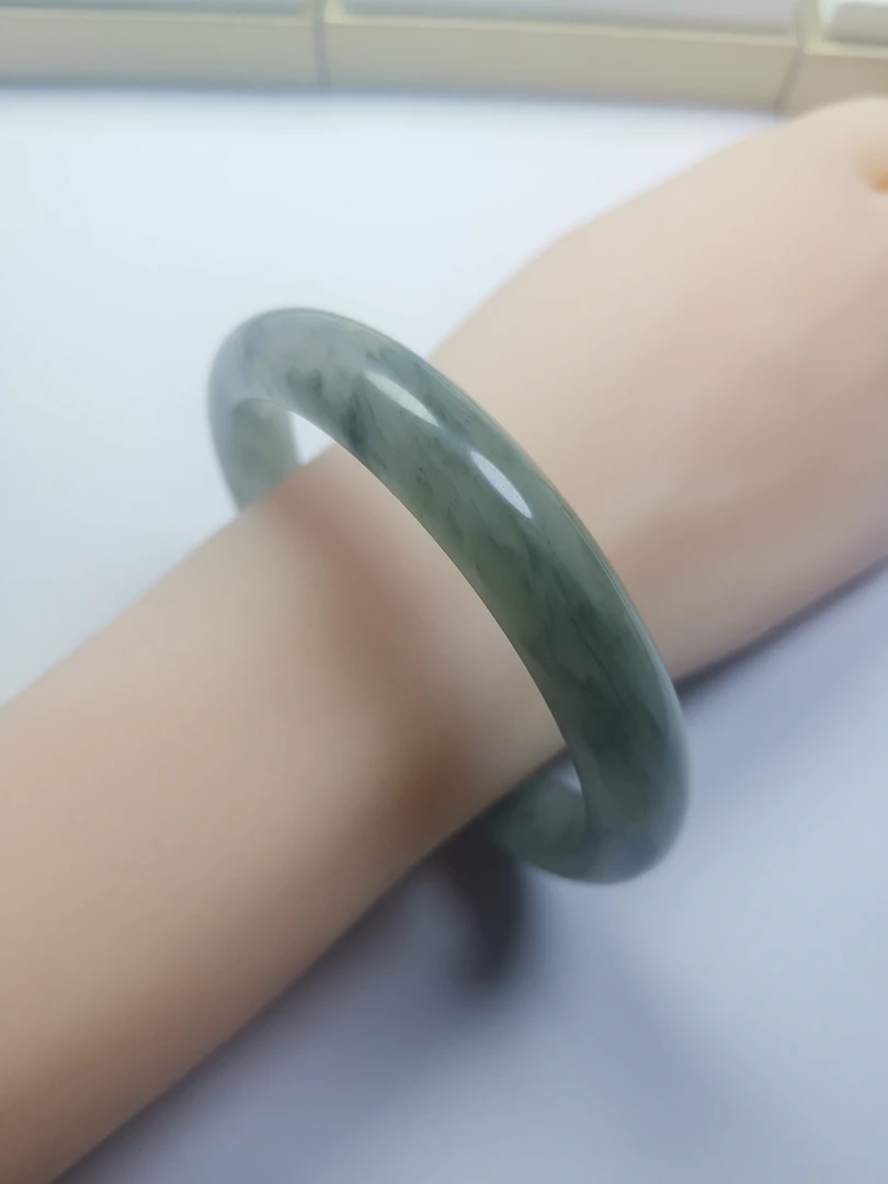 165号C—62-63圈口-天然玉石-正品保障， 金丝玉