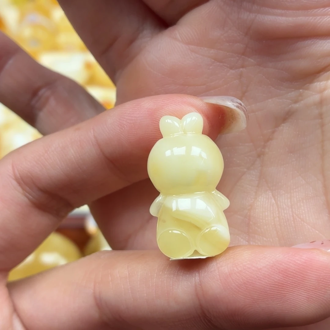 琥珀未镶嵌裸石蜜蜡