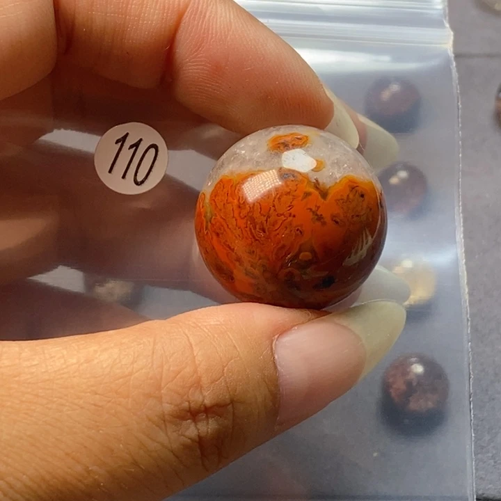 未镶嵌颈饰玛瑙/玉髓战国红