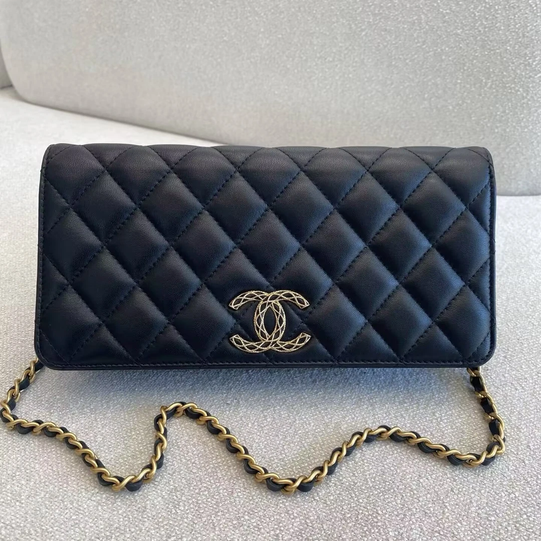 99新 Chanel/香奈儿 青奢荟/香奈儿22a浮雕蕾丝扣腋下包/77069